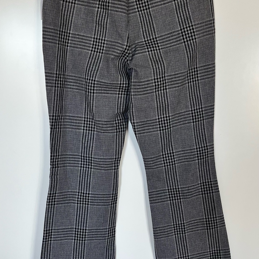 Old Navy High-Rise Pixie Flare Pants – Plaid Size 6 NWT - Picture 7 of 9